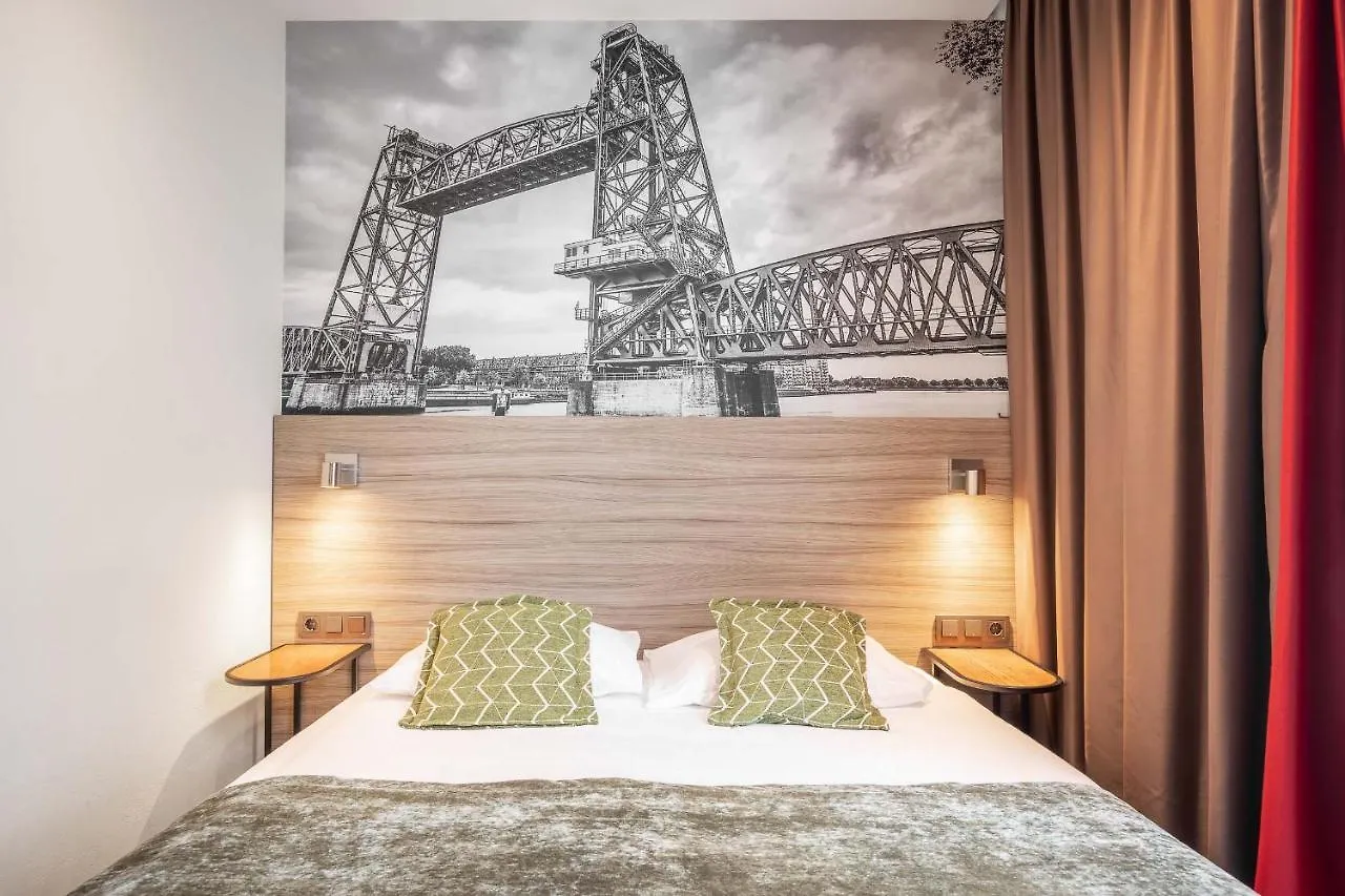 Hotel Milano Rotterdam 3*,